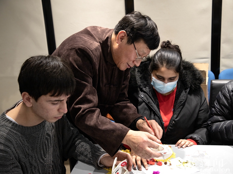 明月何曾是两乡——国际教育学院邀在校留学生提前过大年